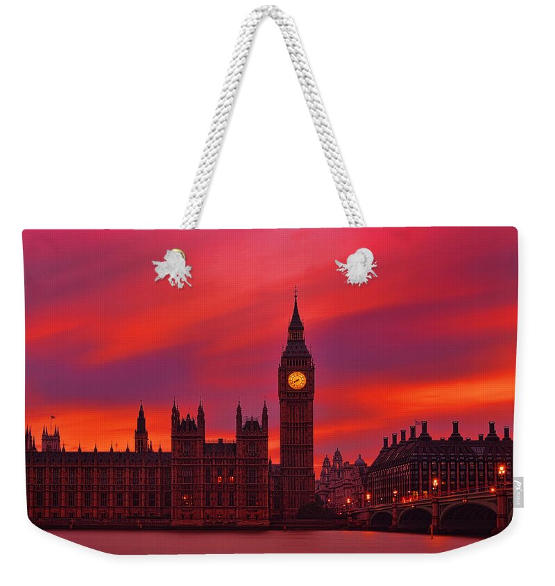 London Weekender Tote Bag featuring the photograph Sky on Fire #3 by Midori Chan