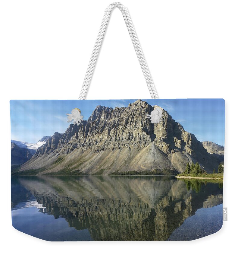 Feb0514 Weekender Tote Bag featuring the photograph Bow Lake And Crowfoot Mts Banff by Tim Fitzharris