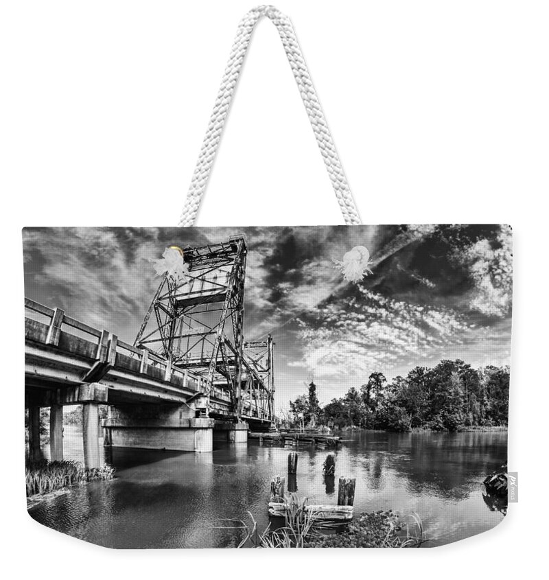 East Pearl River Weekender Tote Bag featuring the photograph Bridge Life by Raul Rodriguez