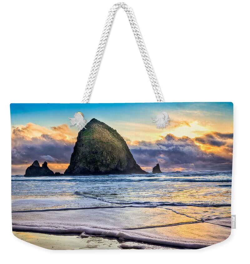 Oregon Weekender Tote Bag featuring the photograph Cannon Beach by Niels Nielsen