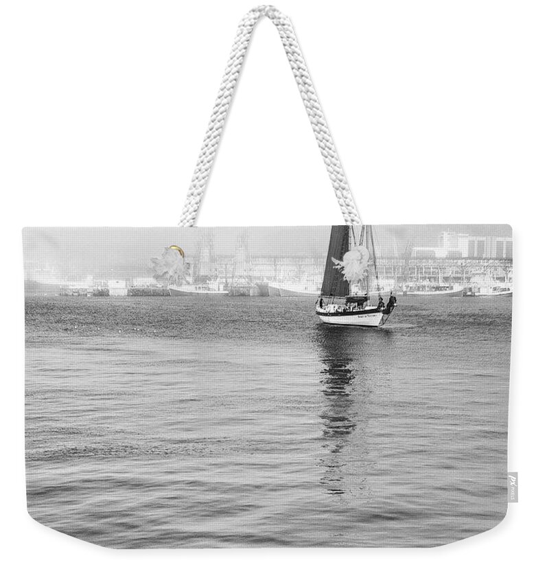 Beautiful Weekender Tote Bag featuring the photograph Cape Town, Waterfront by Aleck Cartwright
