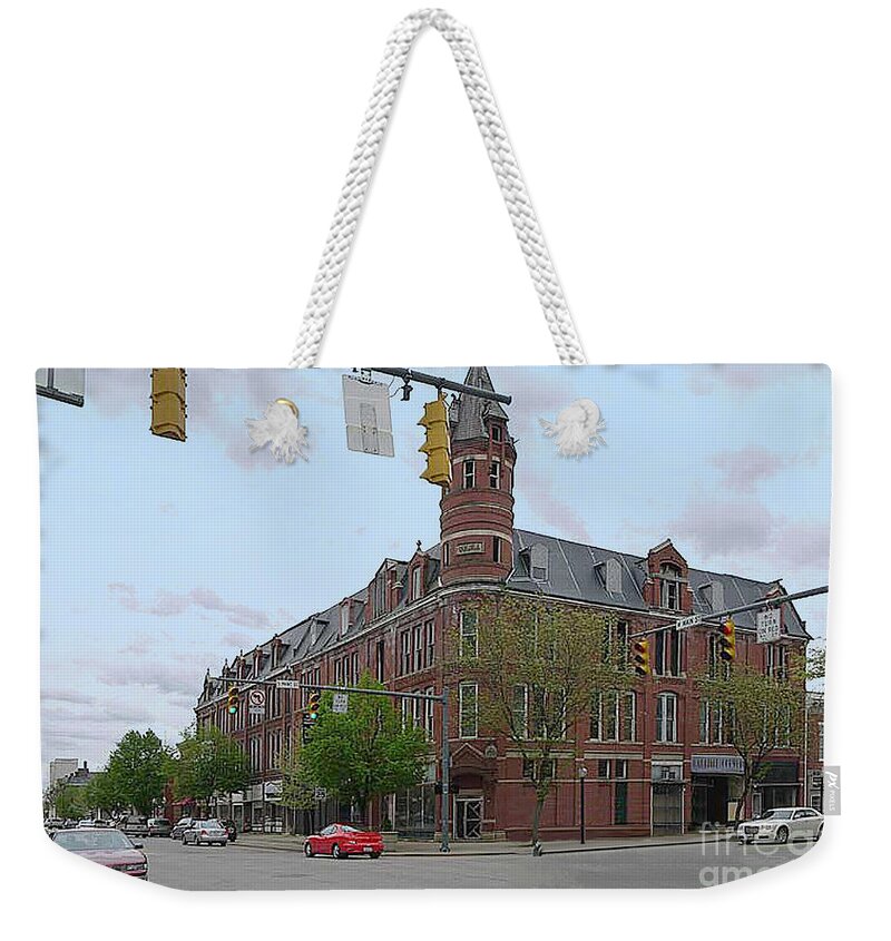 Carlisle Building Weekender Tote Bag featuring the photograph Carlisle Building - A Chillicothe Landmark by Charles Robinson