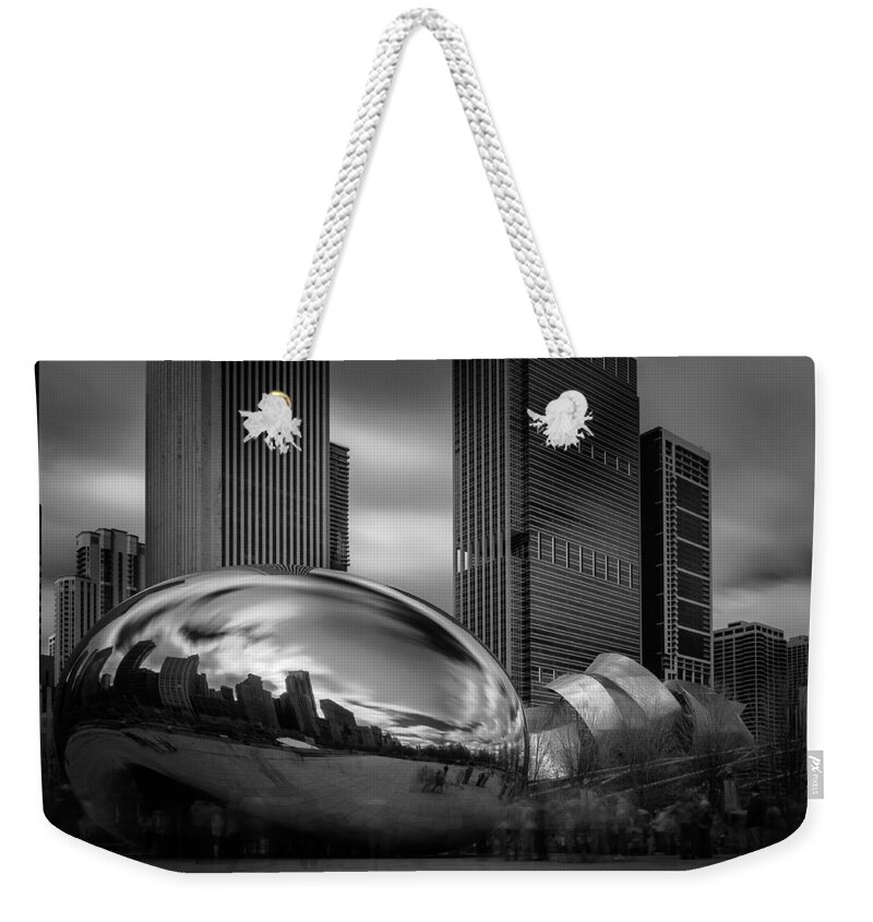 Chicago Weekender Tote Bag featuring the photograph Cloud Gate aka Bean in Black and White by Jonas Luis