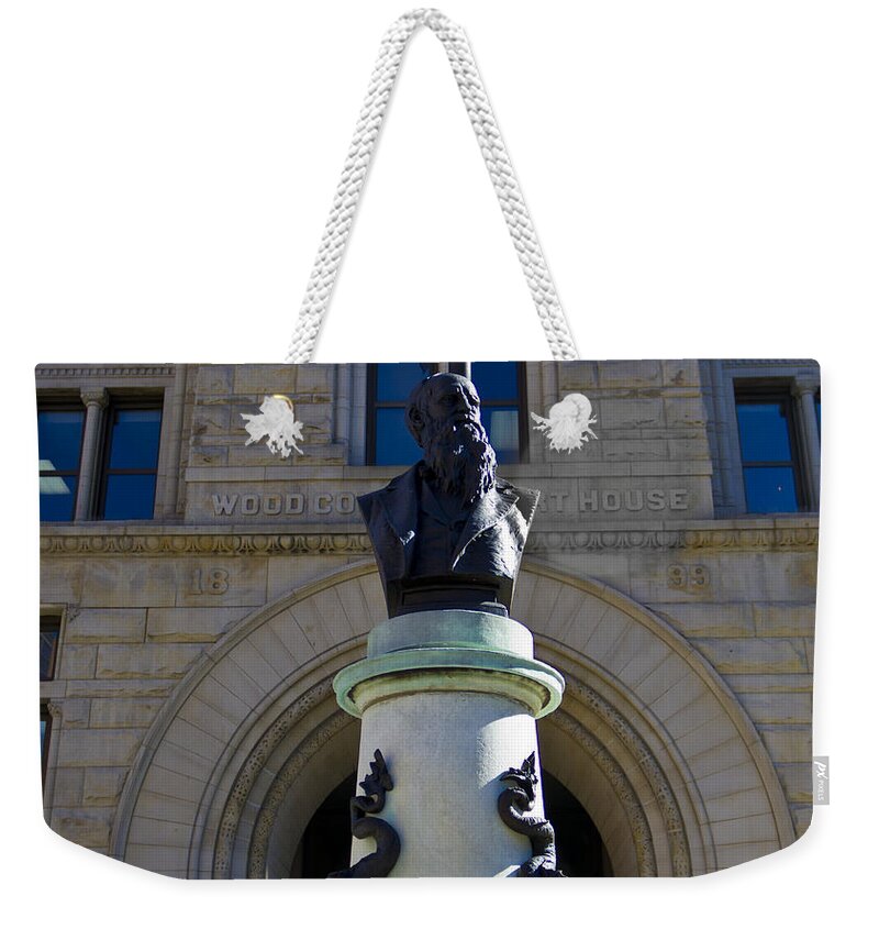 Parkersburg Weekender Tote Bag featuring the photograph Courthouse Statue by Jonny D