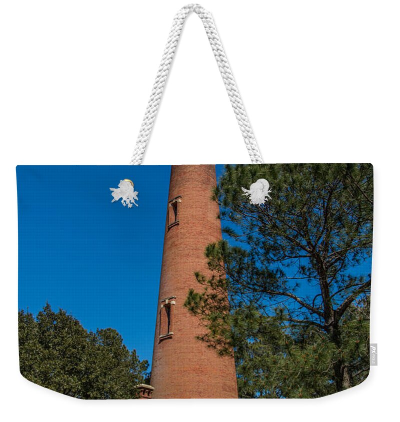 Currituck Weekender Tote Bag featuring the photograph Currituck Lighthouse by Stacy Abbott