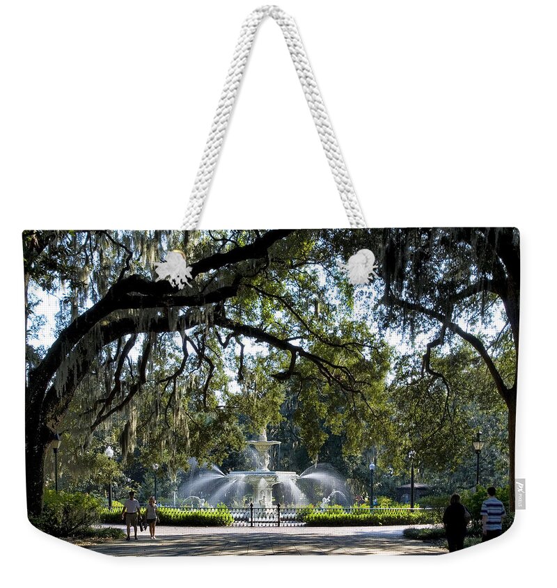 Savannah Weekender Tote Bag featuring the photograph Forsythe Park by Diana Powell