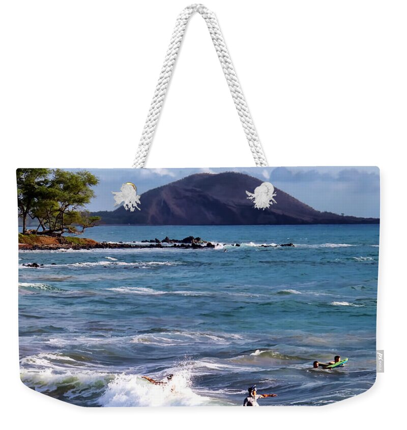 Hawaii Weekender Tote Bag featuring the photograph Four Seasons 121 by Dawn Eshelman