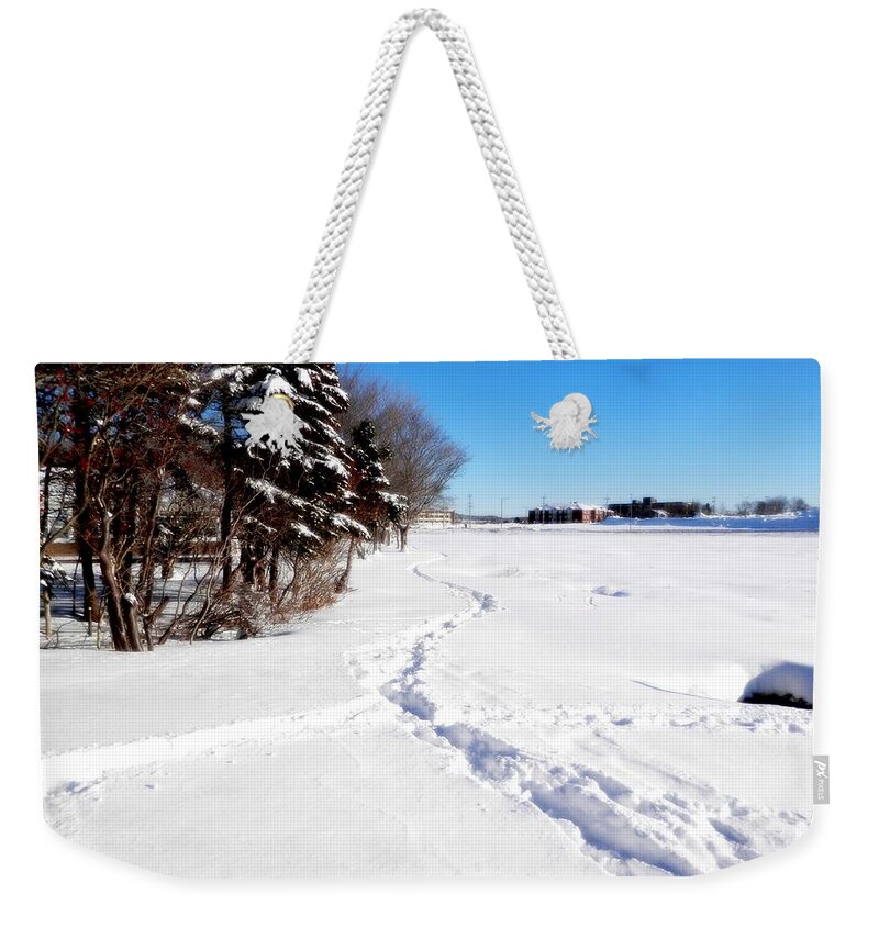 Snow Weekender Tote Bag featuring the photograph Fresh Print On Kent's Pond by Zinvolle Art