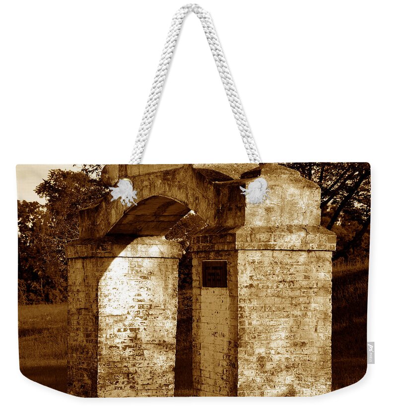 Old City Cemetery Macon Georgia Weekender Tote Bag featuring the photograph Gateway to the afterlife by David Lee Thompson