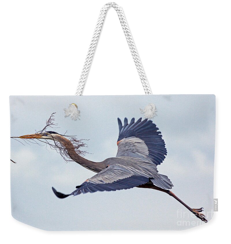 Great Blue Heron Weekender Tote Bag featuring the photograph Great Blue Heron Nestbuilder by Larry Nieland