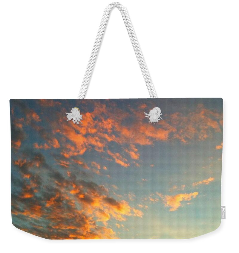 Durham Weekender Tote Bag featuring the photograph Good Morning by Linda Bailey