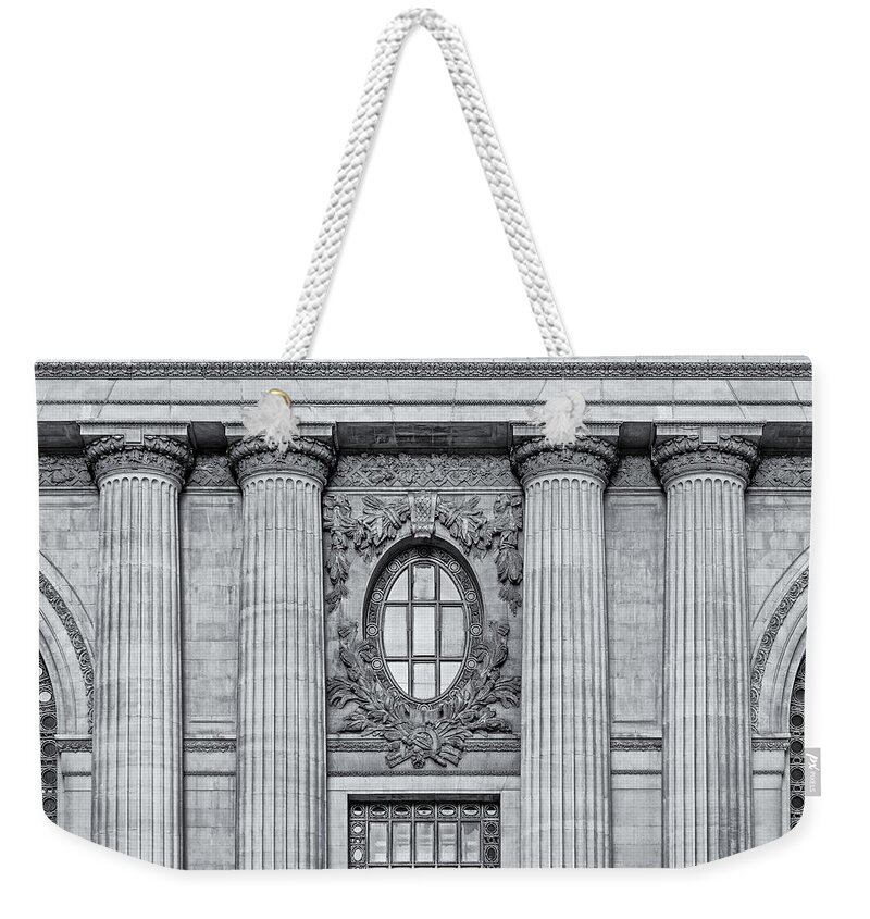 America Weekender Tote Bag featuring the photograph Grand Central Terminal Facade BW by Susan Candelario