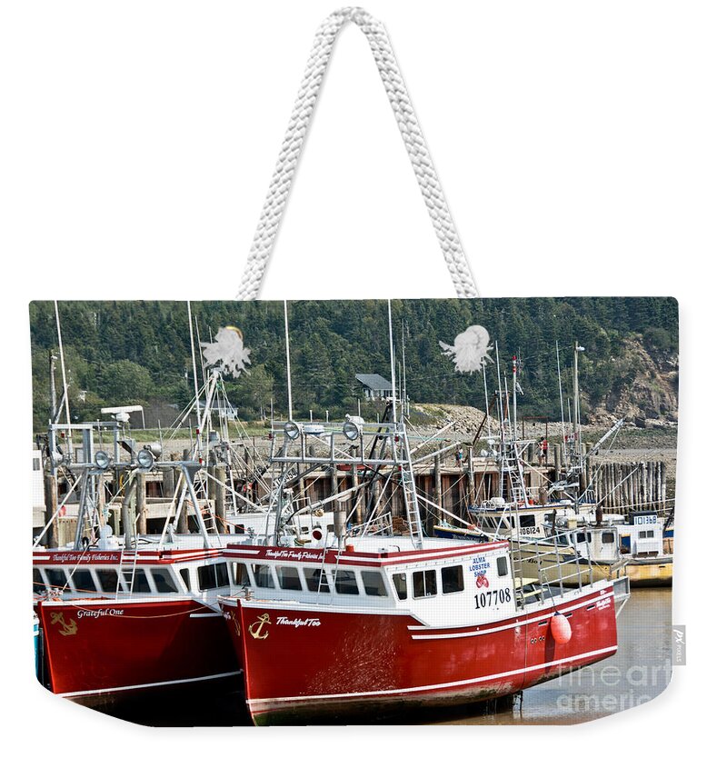  Weekender Tote Bag featuring the photograph Grateful One Thankful Too by Cheryl Baxter