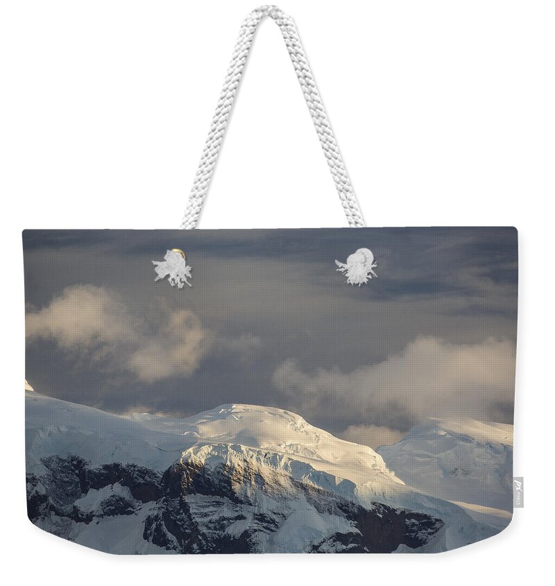 Feb0514 Weekender Tote Bag featuring the photograph Ice-capped Mountains Anvers Island by Matthias Breiter