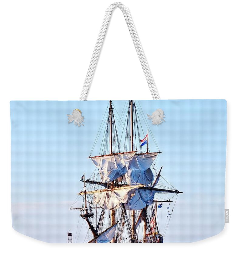 Boat Weekender Tote Bag featuring the photograph Kalmar Nyckel Tall Ship by Kim Bemis