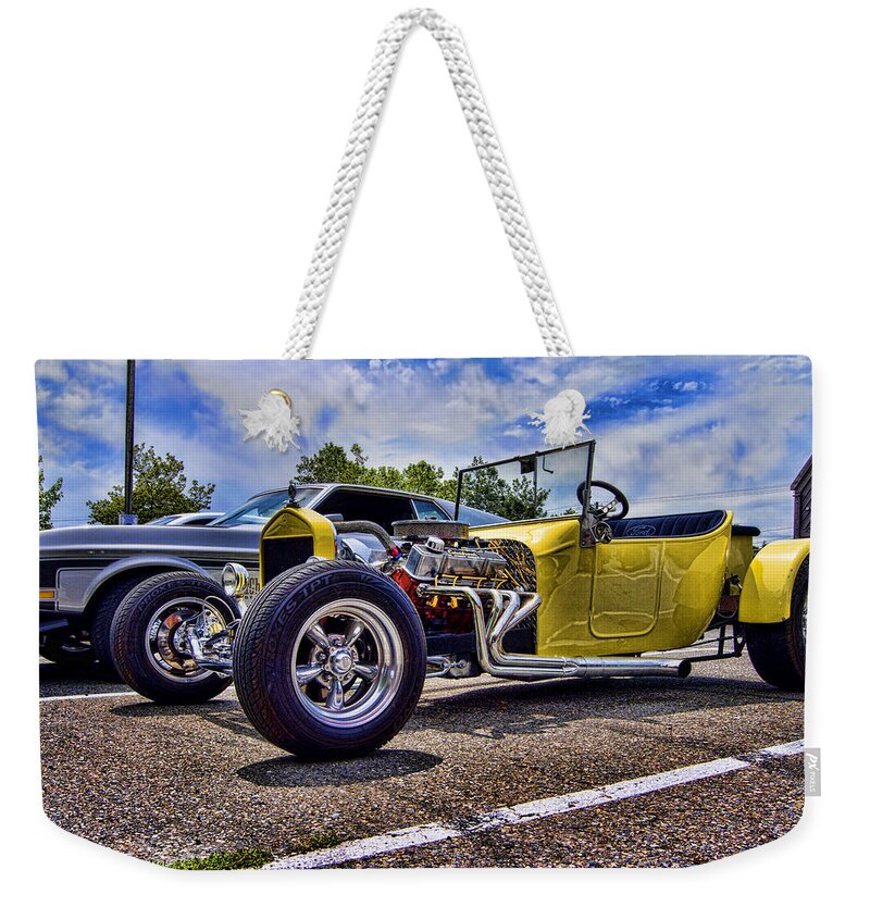 Classic Weekender Tote Bag featuring the photograph King T by Ron Roberts