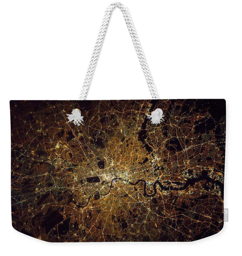 Satellite Image Weekender Tote Bag featuring the photograph London At Night, Satellite Image by Science Source