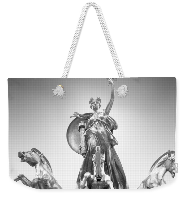 Central Park Weekender Tote Bag featuring the photograph Maine Monument by Mike McGlothlen