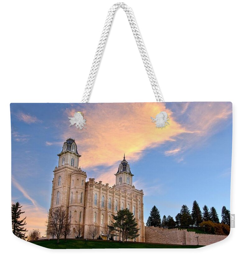 Church Building Weekender Tote Bag featuring the photograph Manti Temple Morning by David Andersen