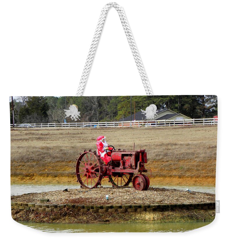 Mrs Claus Weekender Tote Bag featuring the photograph Mrs Red Neck Santa by Kim Galluzzo Wozniak
