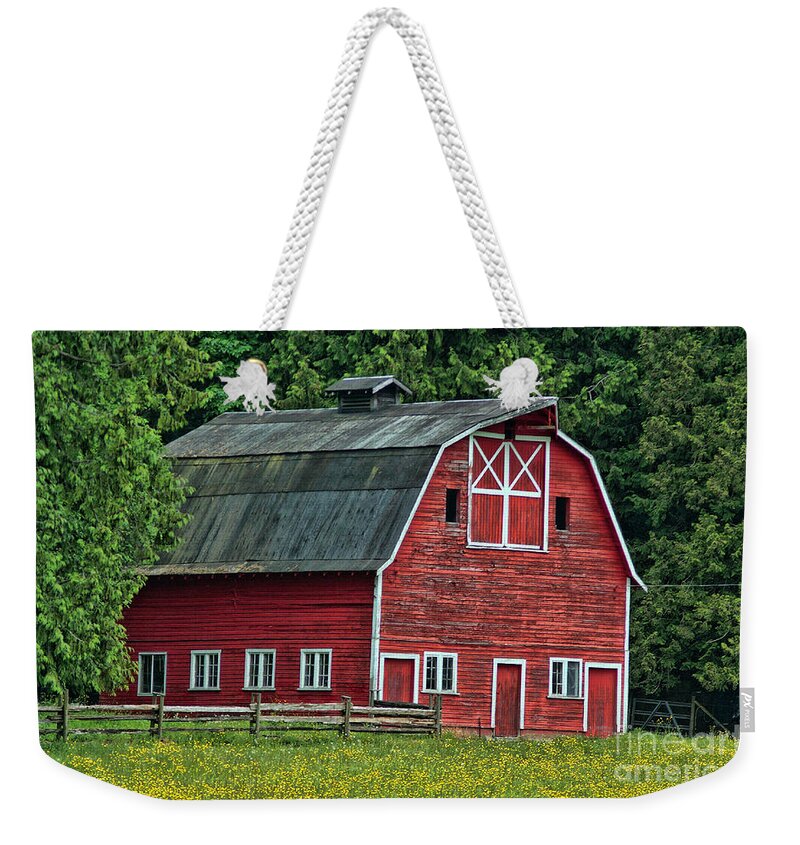 Old Red Barns Weekender Tote Bag featuring the photograph Nice Red Barn HDROB306-06 by Randy Harris