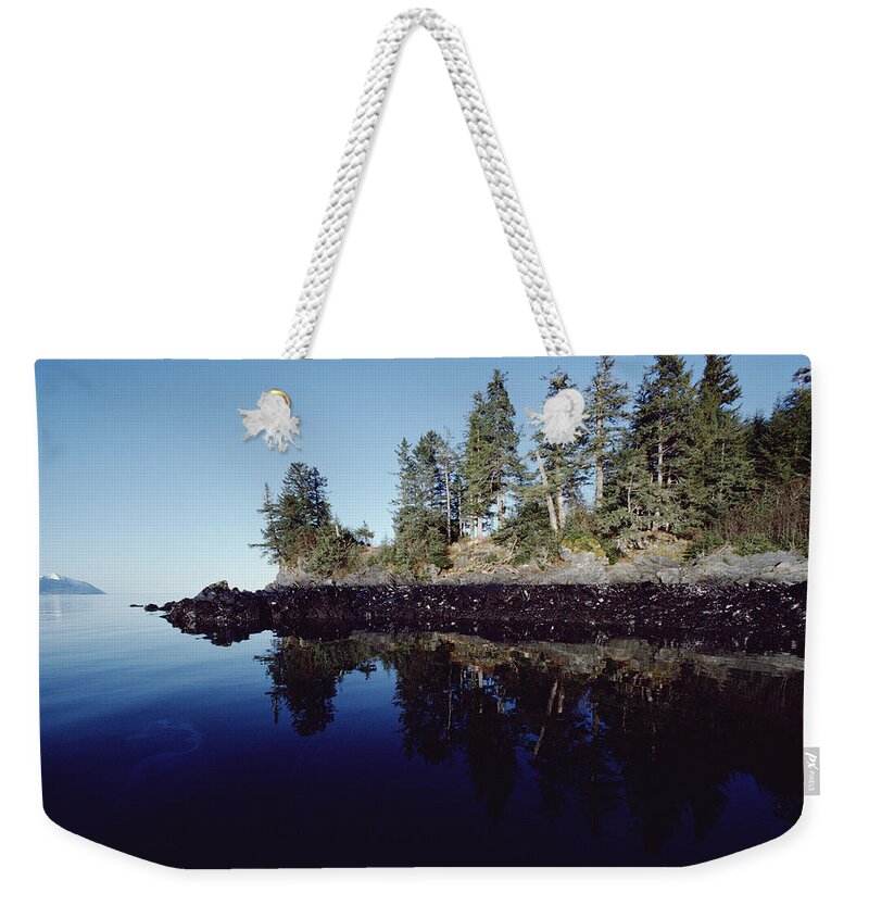 Feb0514 Weekender Tote Bag featuring the photograph Oil Marks At High Tide Mark Prince by Flip Nicklin