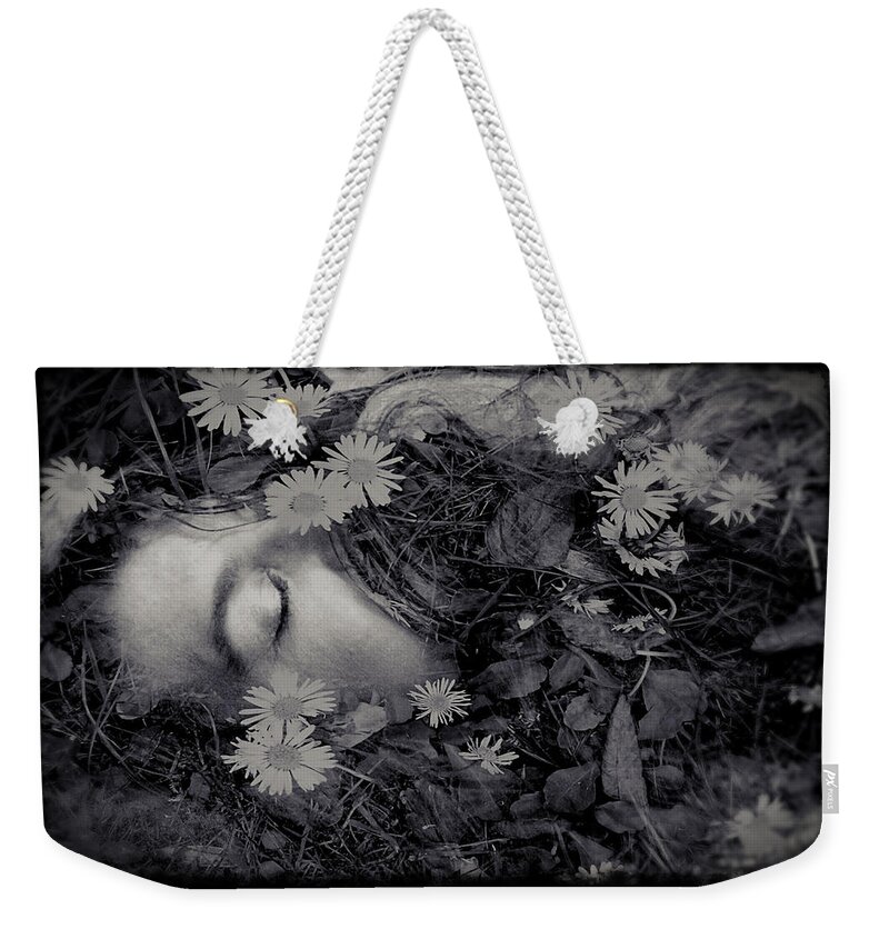 Ophelia Weekender Tote Bag featuring the photograph Ophelia by Susan Maxwell Schmidt
