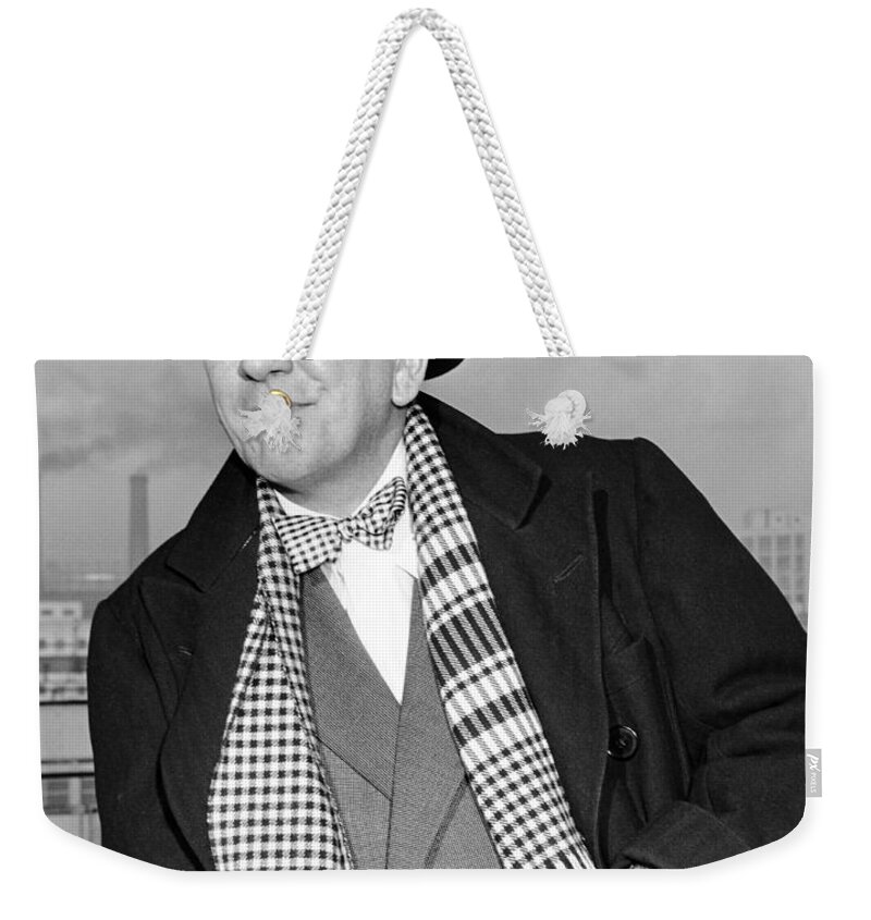 1947 Weekender Tote Bag featuring the photograph Playwright Noel Coward by Underwood Archives