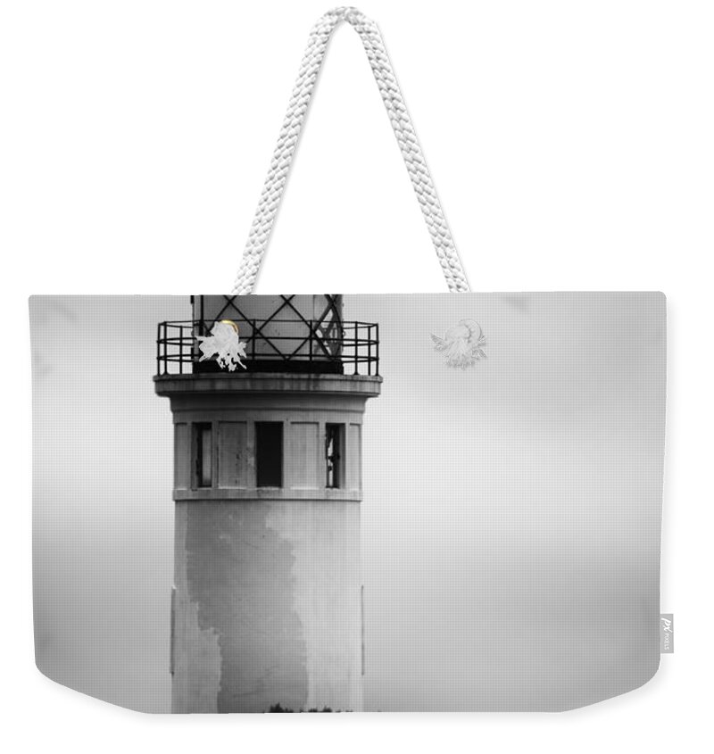 Lighthouse Weekender Tote Bag featuring the photograph Pointe Vincente Lighthouse by Donna Greene