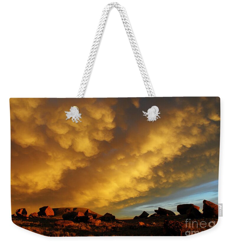 Red Rock Coulee Weekender Tote Bag featuring the photograph Red Rock Coulee Sunset by Vivian Christopher