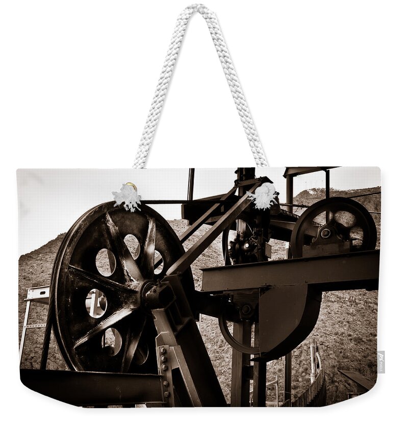El Paso Weekender Tote Bag featuring the photograph Reel Me In by Melinda Ledsome