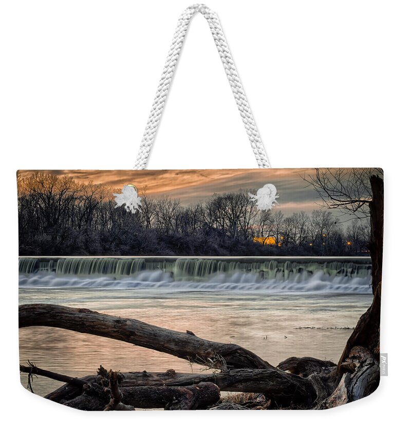 Indiana Weekender Tote Bag featuring the photograph The White River by Ron Pate