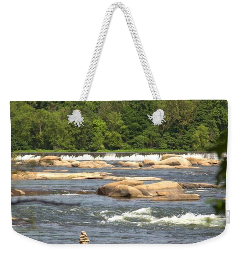 8707 Weekender Tote Bag featuring the photograph Unnatural Rock Formation by Gordon Elwell