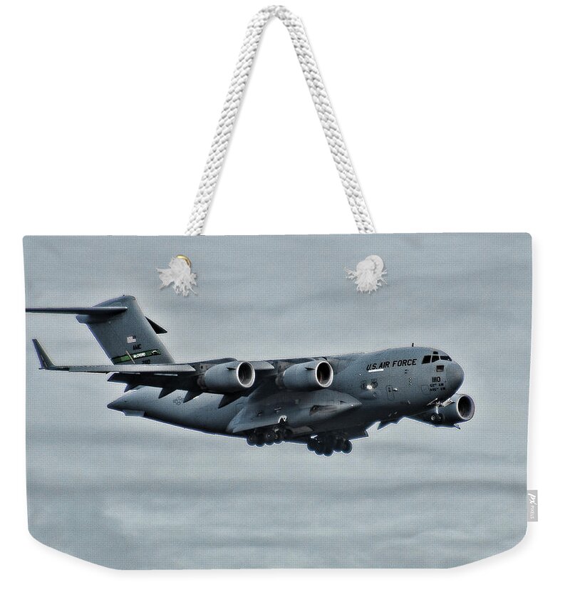 Airplane Weekender Tote Bag featuring the photograph US Air Force C17 by Ron Roberts