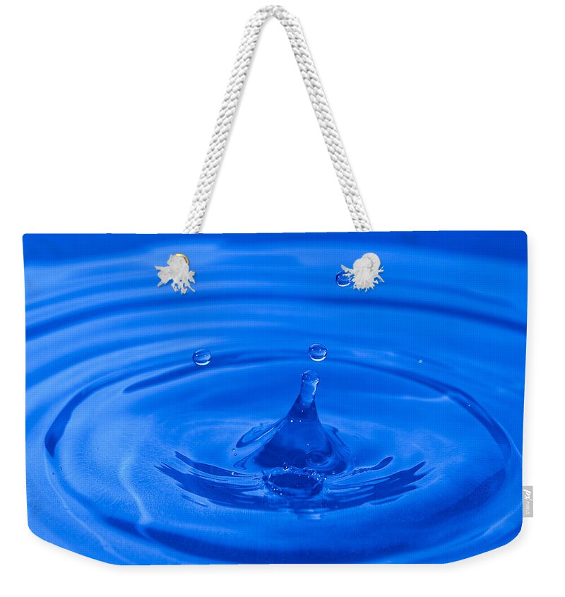 Water Droplets Weekender Tote Bag featuring the photograph Water Droplet by Georgette Grossman