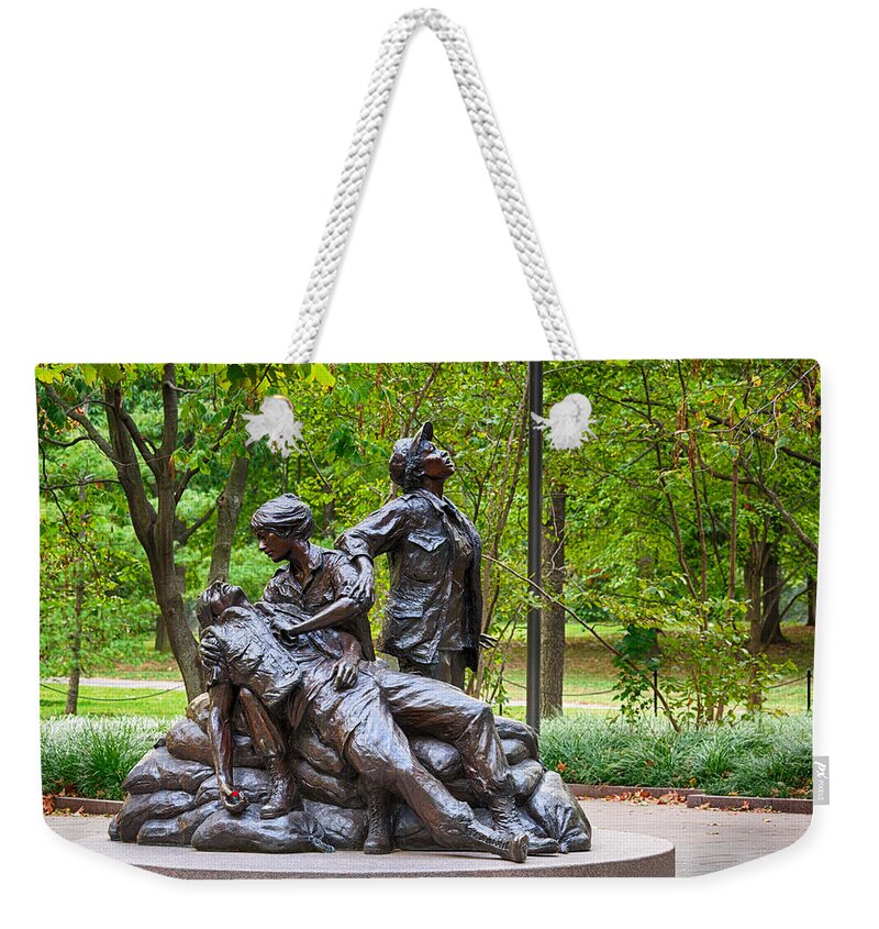 Vietnam Weekender Tote Bag featuring the photograph Women's Vietnam memorial in Washington #3 by Steven Heap