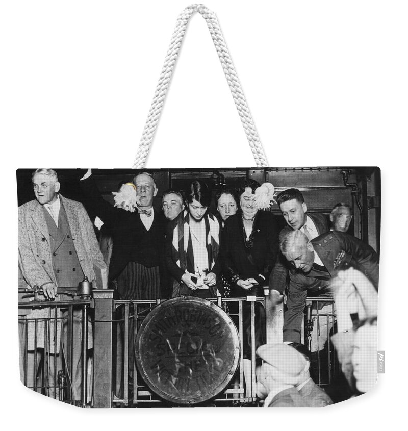 1928 Weekender Tote Bag featuring the photograph Alfred Emanuel Smith by Granger