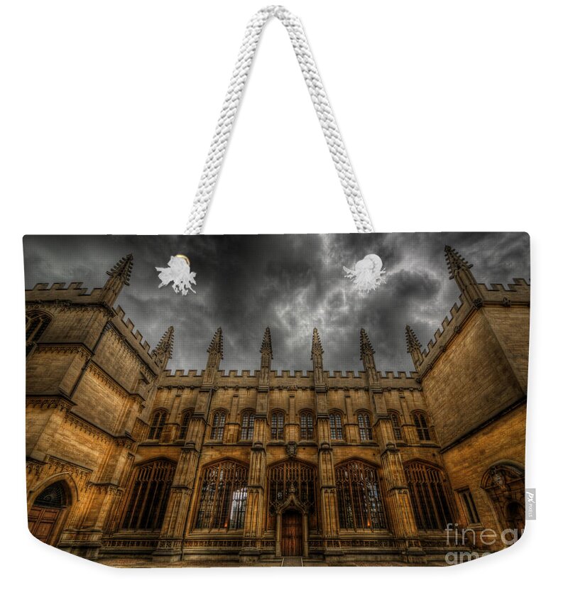 Yhun Suarez Weekender Tote Bag featuring the photograph Bodleian Library by Yhun Suarez