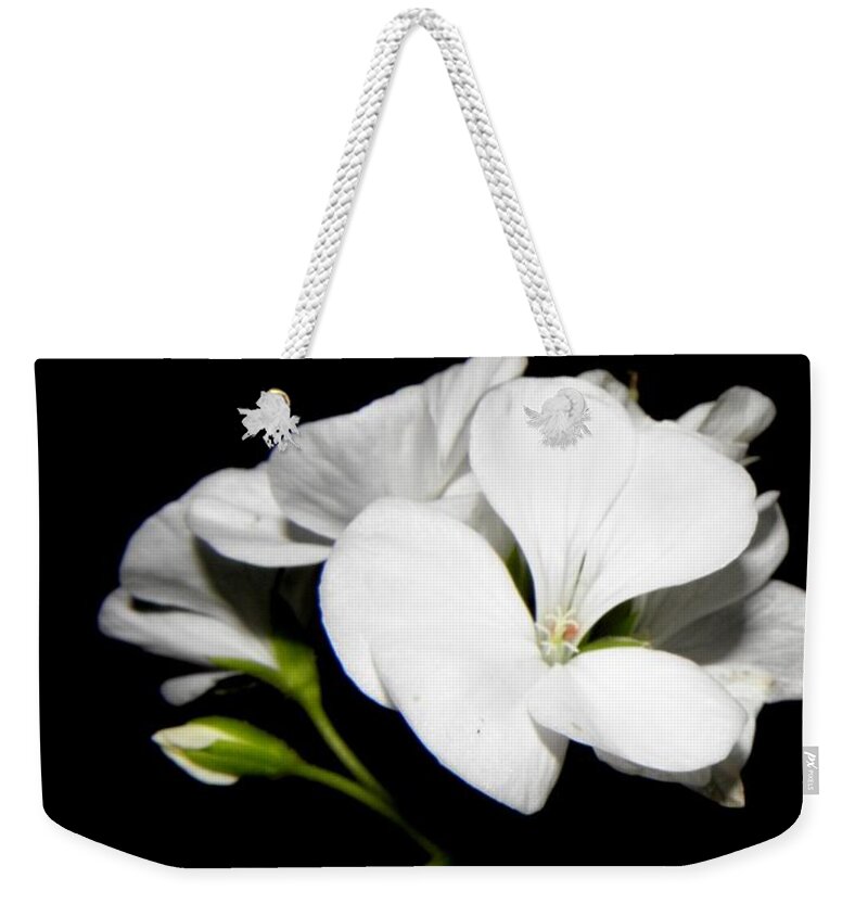Geranium Weekender Tote Bag featuring the photograph Geranium White by Kim Galluzzo
