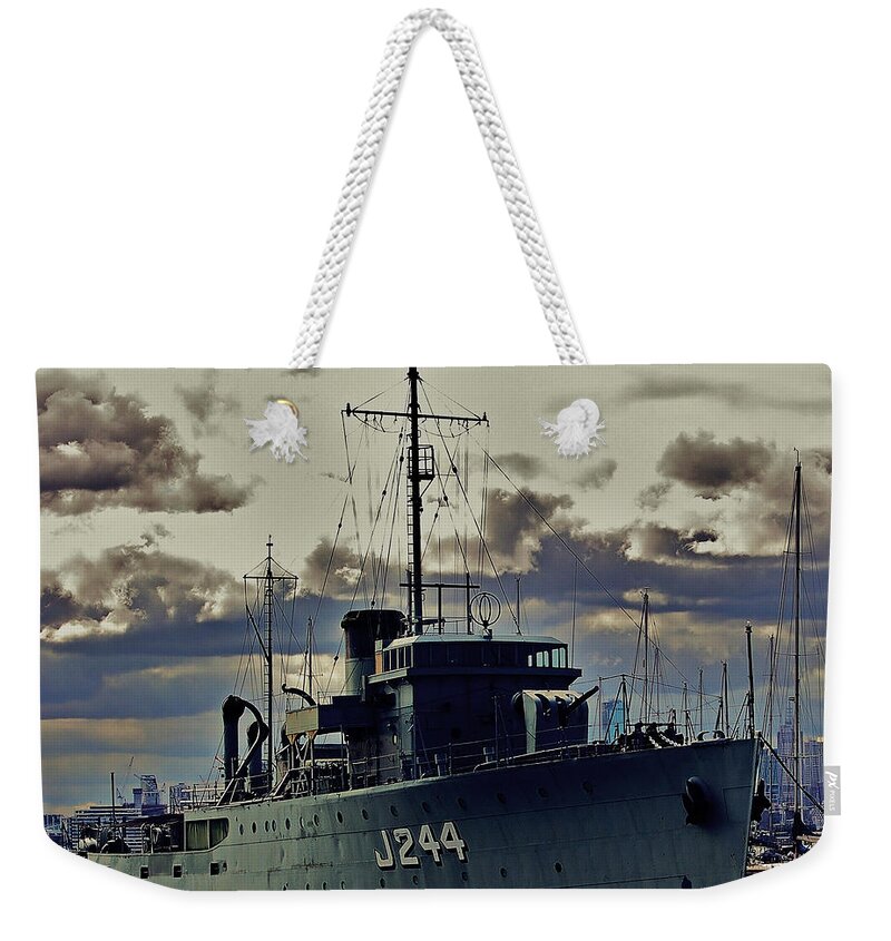 Australia Weekender Tote Bag featuring the photograph HMAS Castlemaine 1 by Blair Stuart