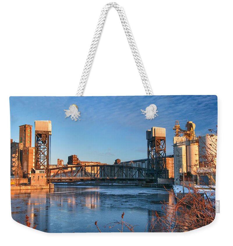 Bridges Weekender Tote Bag featuring the photograph Ohio Street Bridge 10672 by Guy Whiteley