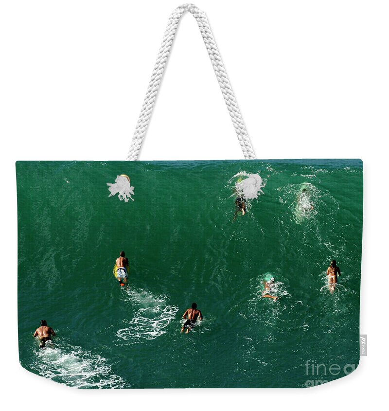 Hawaii Weekender Tote Bag featuring the photograph Rush Hour Traffic by Bob Christopher