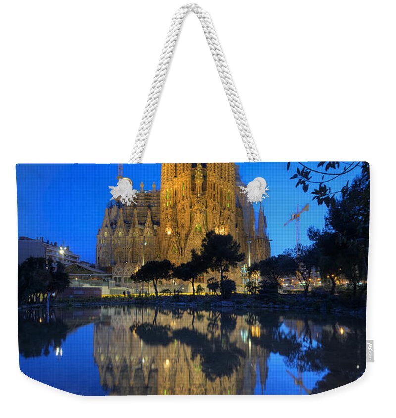 Yhun Suarez Weekender Tote Bag featuring the photograph Sagrada Familia At Dusk by Yhun Suarez