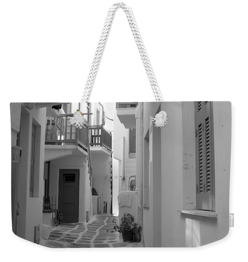 Alley Weekender Tote Bag featuring the photograph Alley Way #1 by Joe Ng