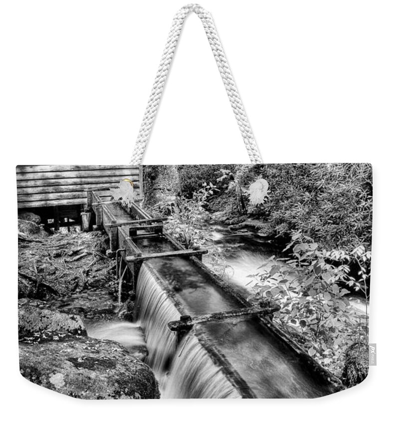 D2-ea-0061-hdr-b Weekender Tote Bag featuring the photograph From the Old Mill Days by Paul W Faust - Impressions of Light