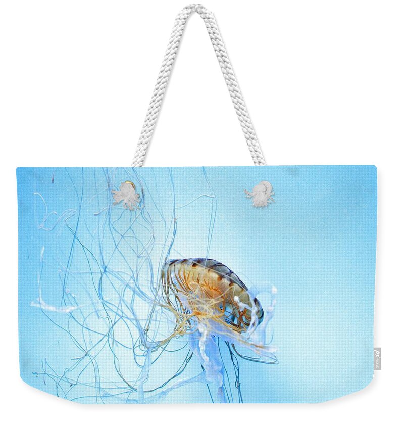Pacific Sea Nettle Weekender Tote Bag featuring the photograph Jellyfish #1 by Marianna Mills