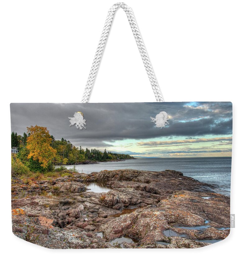 Minnesota Weekender Tote Bag featuring the photograph Lake Superior #1 by Steve Stuller