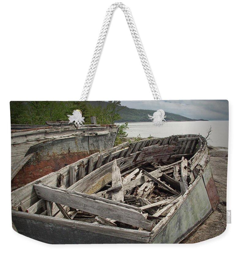Art Weekender Tote Bag featuring the photograph Shipwreck at Neys Provincial Park #1 by Randall Nyhof
