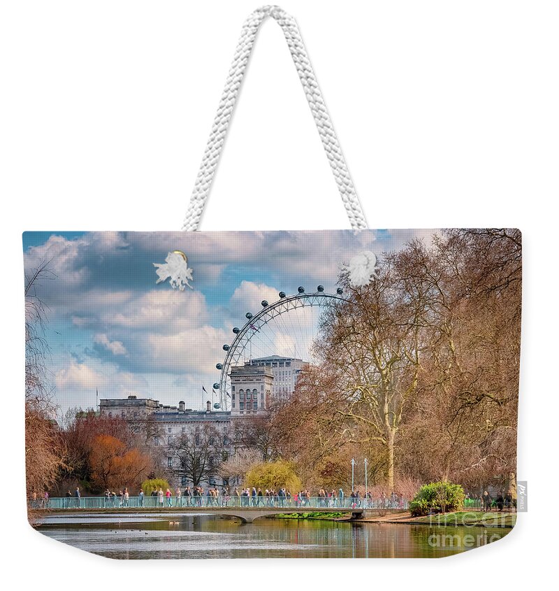 City Weekender Tote Bag featuring the photograph St James Park #1 by Mariusz Talarek