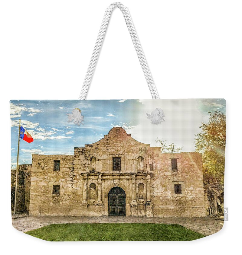 The Alamo Weekender Tote Bag featuring the photograph 10862 The Alamo by Pamela Williams